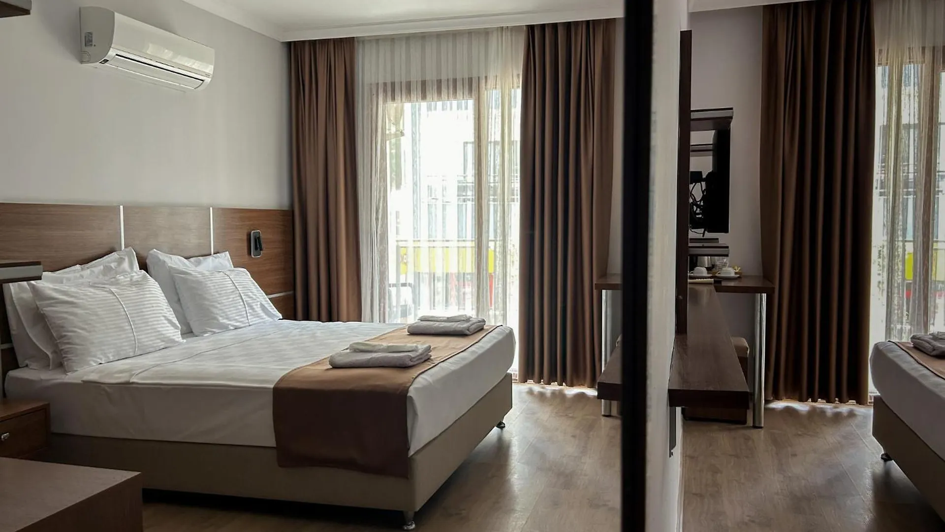 Gulluk Life Hotel